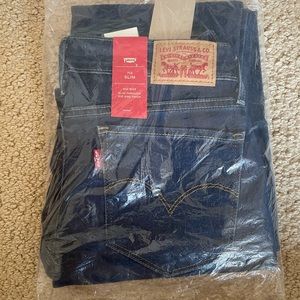 Women Levi Jeans 712 Slim 29